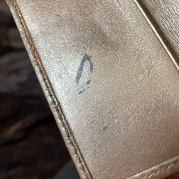 EUC Gucci Guccisima Heart 6 Key Holder - Picture 5 of 8